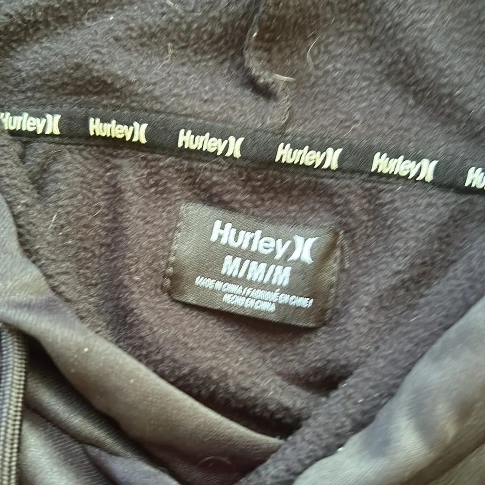 Hurley Sweater !! Medium